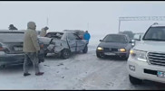 Столкнулись 15 авто: появились подробности массового ДТП близ Астаны