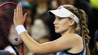 Еще одна победа Елены Рыбакиной: казахстанка за 30 минут вышла в 1/2 финала