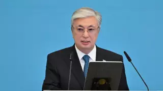 "Уровень достоинства не позволяет Токаеву играть в игры шулеров" - политолог Аркадий Дубнов