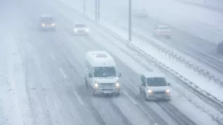 Движение автотранспорта ограничили в четырех областях