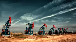 Нефть усилила падение