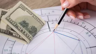 Гороскоп на сегодня: кто приманит деньги, а кого настигнет стресс