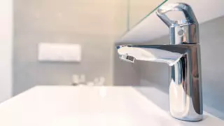 Жители Риддера остались без воды из-за схода лавины