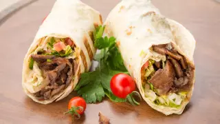 Взятка фастфудом: капитан юстиции в Шымкенте лишилась звания