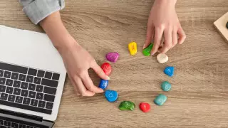 Гороскоп на сегодня: кто оборвет былые связи, а кого ждет сюрприз