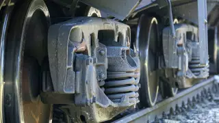 Рабочий компании "Шубарколь комир" попал под движущийся состав