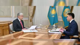 Токаев принял акима Шымкента в Акорде