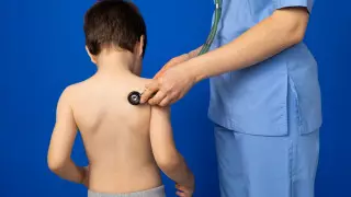 "Вплоть до умственной отсталости": алматинских родителей предупредили об опасности коклюша