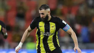 Звезду хотят лишить "Золотого мяча": скандал продолжится в суде