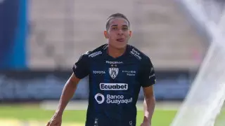 "Челси" оплачивает охрану 16-летнему вундеркинду: известны причины