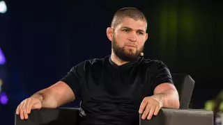 Хабиб высказался о космическом гонораре за возвращение в UFC