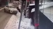 Наезд на школьницу в Талгаре: момент попал на видео