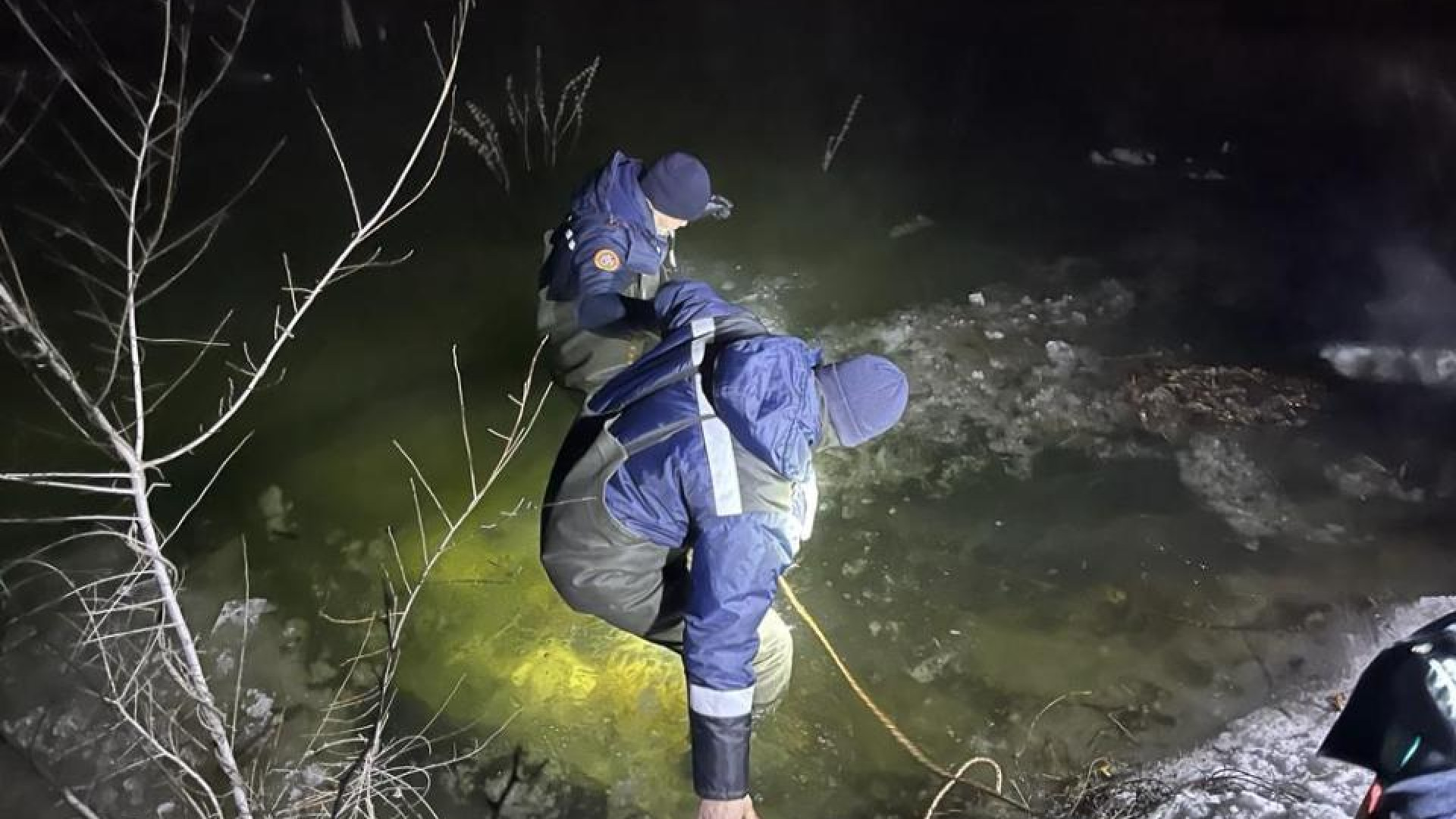 Жителей Семея эвакуировали из-за поднявшейся воды в Иртыше: 21 января 2024  16:22 - новости на Tengrinews.kz