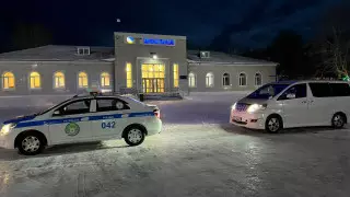 Таксист вез пассажиров под наркотиками в Акмолинской области