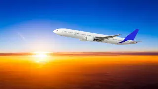 Почему пассажирам иногда кажется, что самолет падает, объяснил пилот