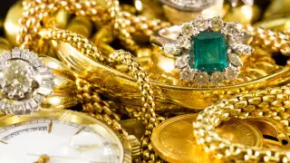 Всеобщее декларирование: кто должен оценивать дорогие украшения