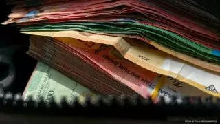 Информацию о коррупционерах собираются сделать публичной в Казахстане