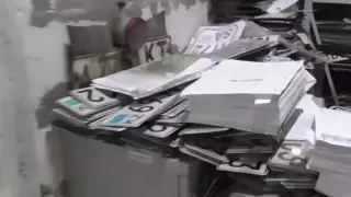 Экс-госинспектора подозревают в организации схемы с первичной регистрацией авто