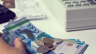 Куантыров посоветовал не подходить эмоционально к введению нового налога