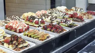 Как не отравиться едой из кулинарии или супермаркета, отвечает эксперт