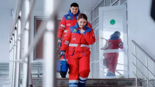 1110 сотрудников скорой помощи обеспечили теплой униформой в Астане