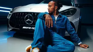 Семикратный чемпион "Формулы 1" перейдет в команду Шумахера