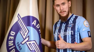 Абат Аймбетов перешел в зарубежный клуб: реакция фанатов и СМИ