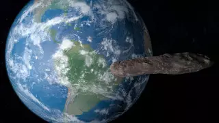 "Размером с небоскреб": к Земле приближается астероид