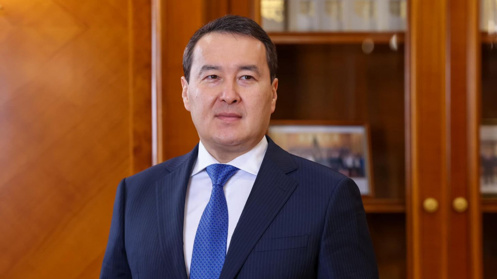 Экс-премьер Алихан Смаилов обратился к казахстанцам