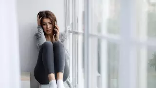 Куда звонить казахстанцам, если нужна психологическая помощь?