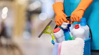 Депутат: “Устроиться уборщицей - 500 тысяч тенге. Везде коррупция“