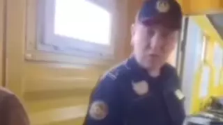 Служебное расследование проведут из-за видео с полицейским