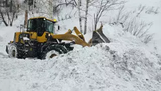 Лавины перекрыли дороги в двух областях Казахстана