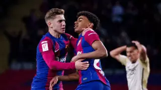 Матч "Барселоны" с шестью голами завершился судейским скандалом