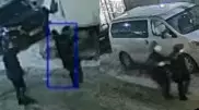 Видео дерзкого нападения на девушку в Астане: полиция завела дело