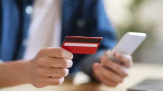 Вопрос проверки мобильных переводов могут пересмотреть в Казахстане