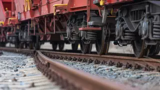 Вагоны с серой сошли с рельсов в Атырауской области