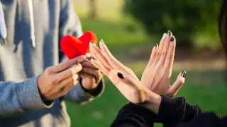 "Займешь?": казахстанцы рассказали о самых неудачных свиданиях