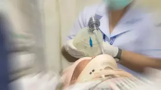 В Актау иностранцы едва не сгорели заживо в пожаре на СТО