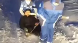 Медикам пришлось везти мужчину с инсультом на санках в Петропавловске