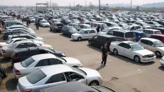 В каких регионах казахстанцы ездят на самых старых машинах