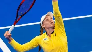 Елена Рыбакина вышла в финал и сыграет с первой ракеткой мира