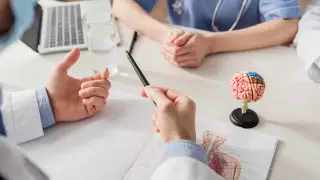 Длительный COVID-19 может состарить мозг на 20 лет - исследование