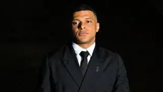 Мбаппе подписал пятилетний контракт с новым клубом - Marca