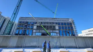 Новое здание в центре Астаны: что строят рядом с Конституционным судом