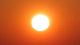 На Солнце впервые за семь лет произошли две подряд вспышки класса X