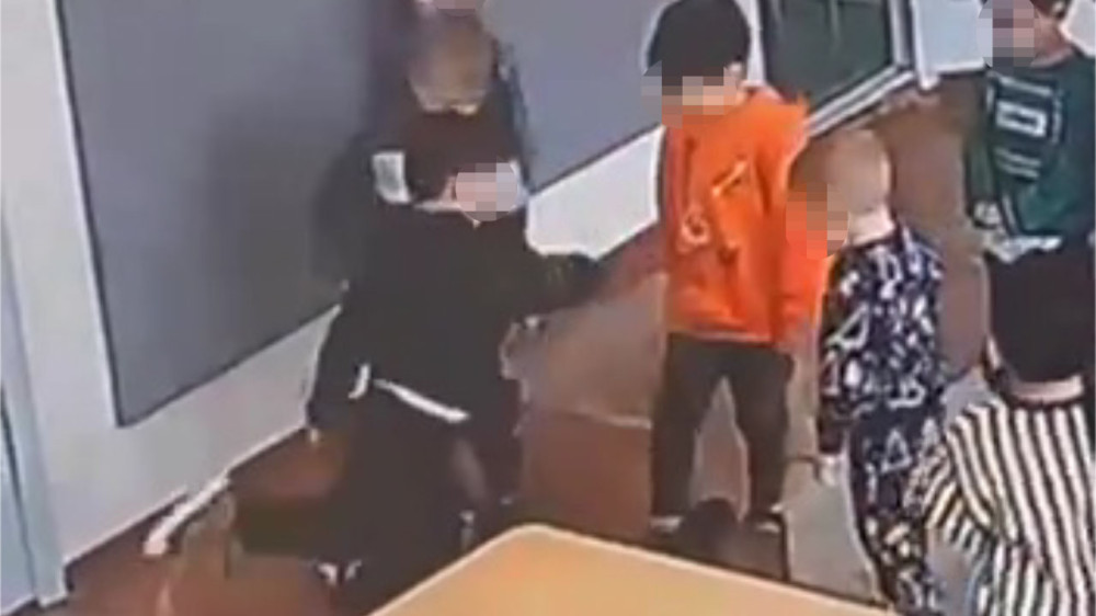 Жестокое избиение ребенка в детсаду Алматы попало на видео