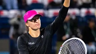 Матч первой ракетки мира завершился громкой сенсацией на турнире в Дубае