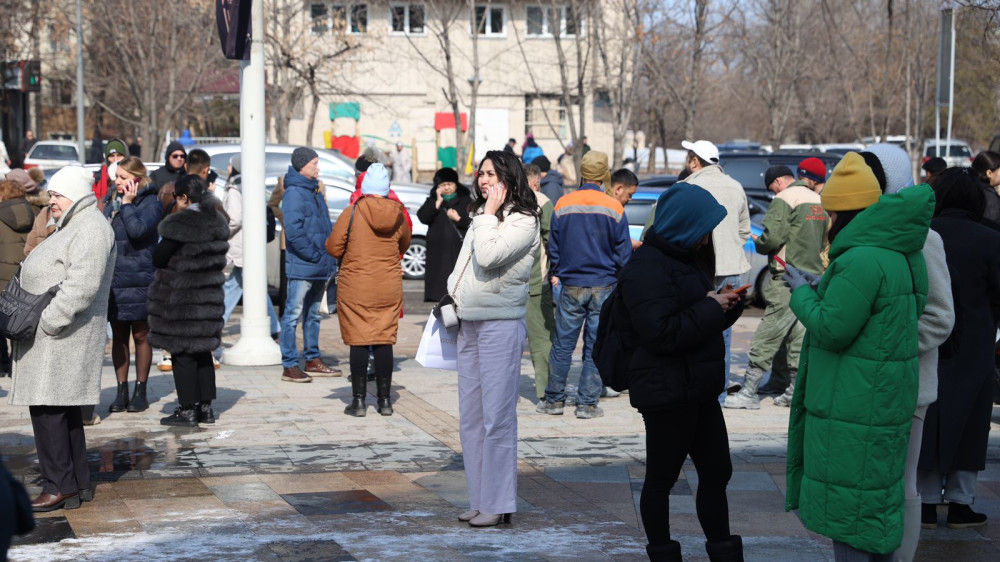 SMS-оповещения о землетрясении снова приходили с задержкой жителям Алматы