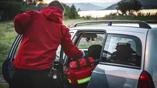 15 вещей, которые следует держать в машине на случай землетрясения